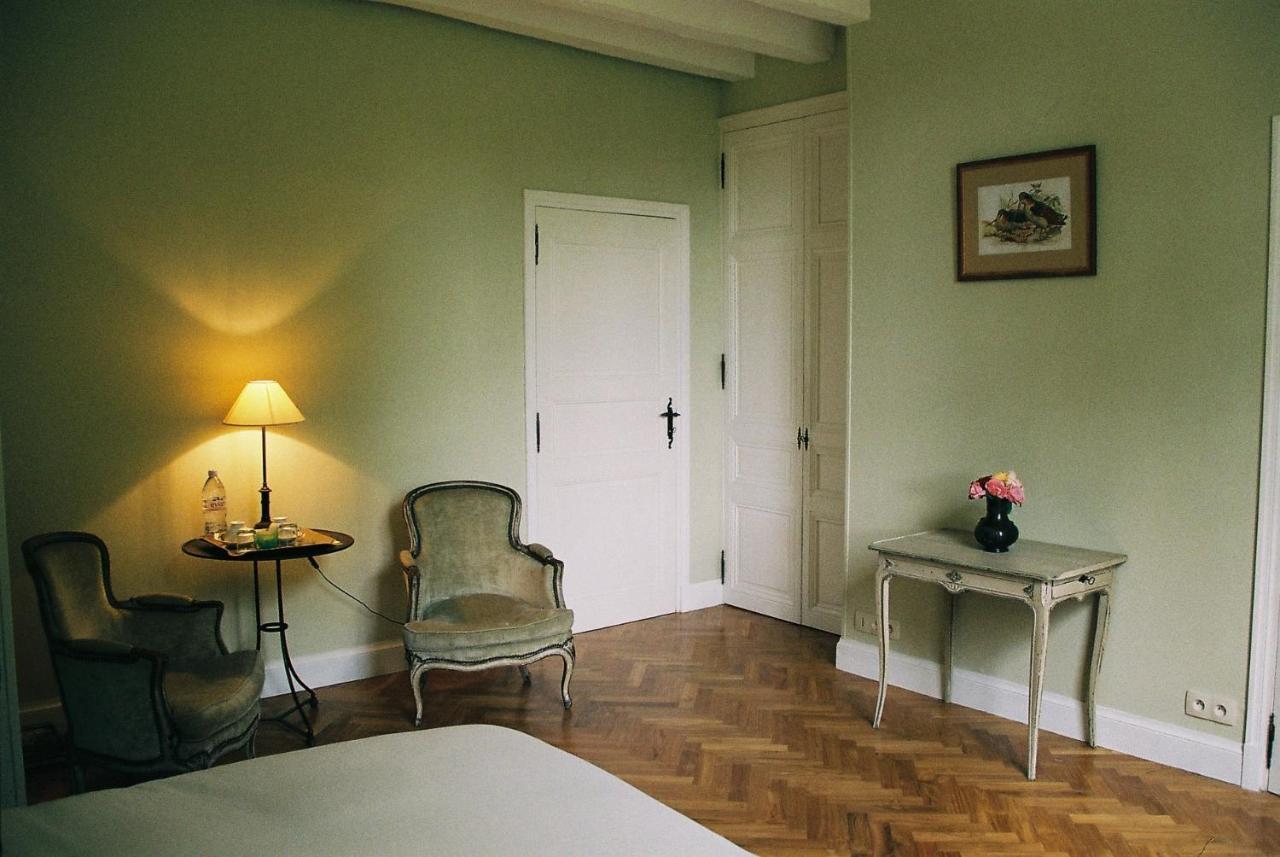 アテ・シュル・シェール Le Pavillon De Vallet Bed & Breakfast エクステリア 写真