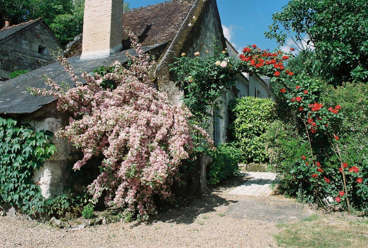 アテ・シュル・シェール Le Pavillon De Vallet Bed & Breakfast エクステリア 写真