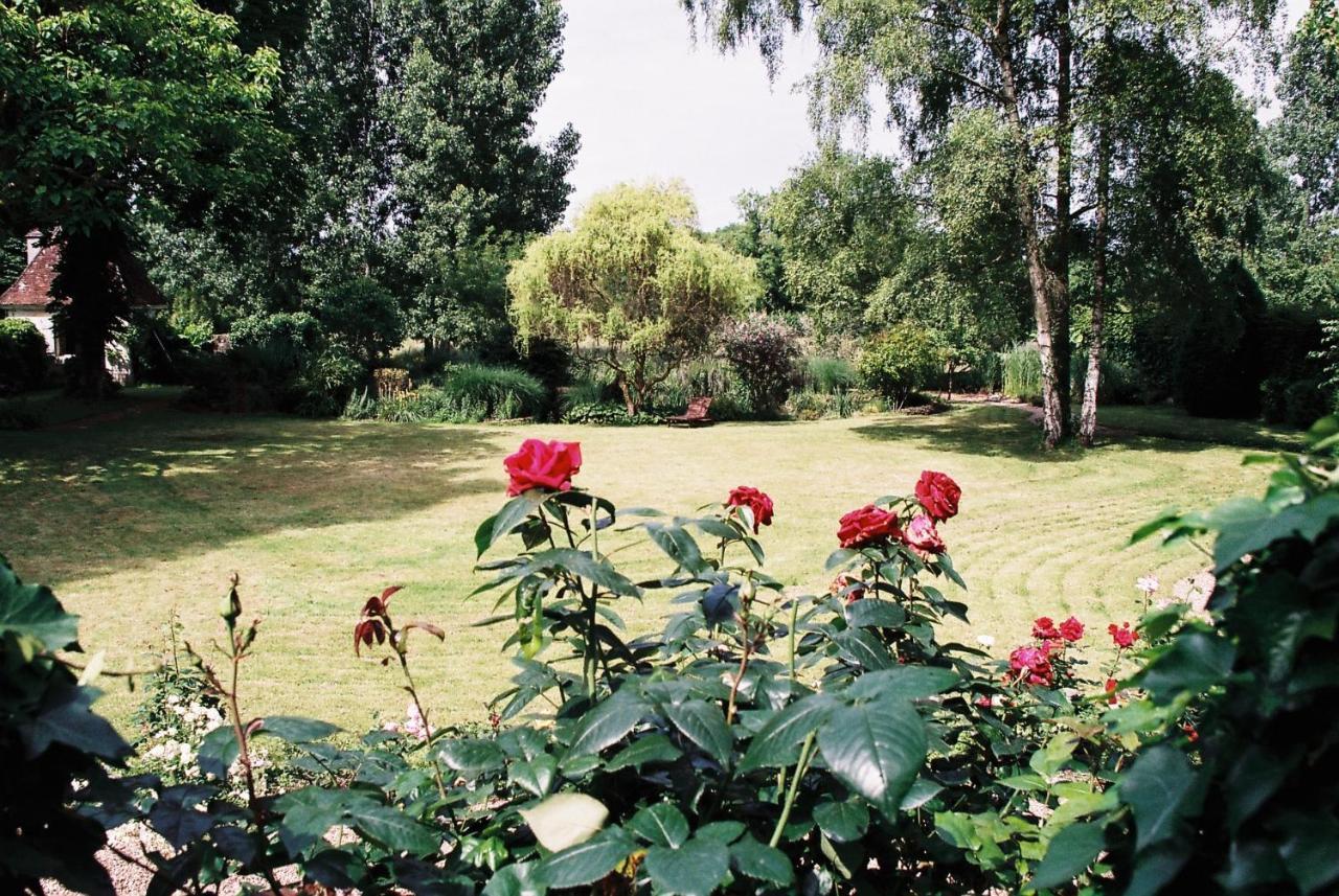アテ・シュル・シェール Le Pavillon De Vallet Bed & Breakfast エクステリア 写真