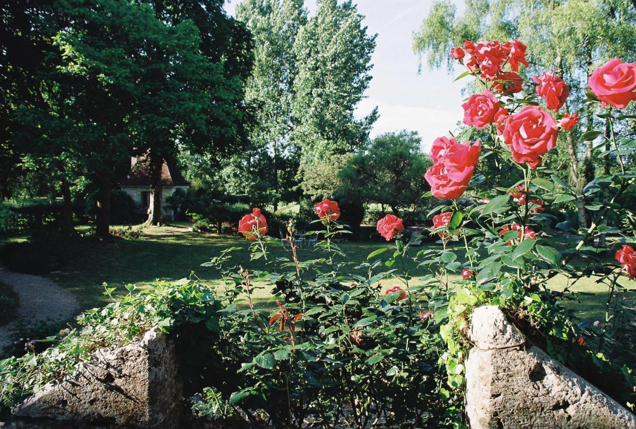 アテ・シュル・シェール Le Pavillon De Vallet Bed & Breakfast エクステリア 写真