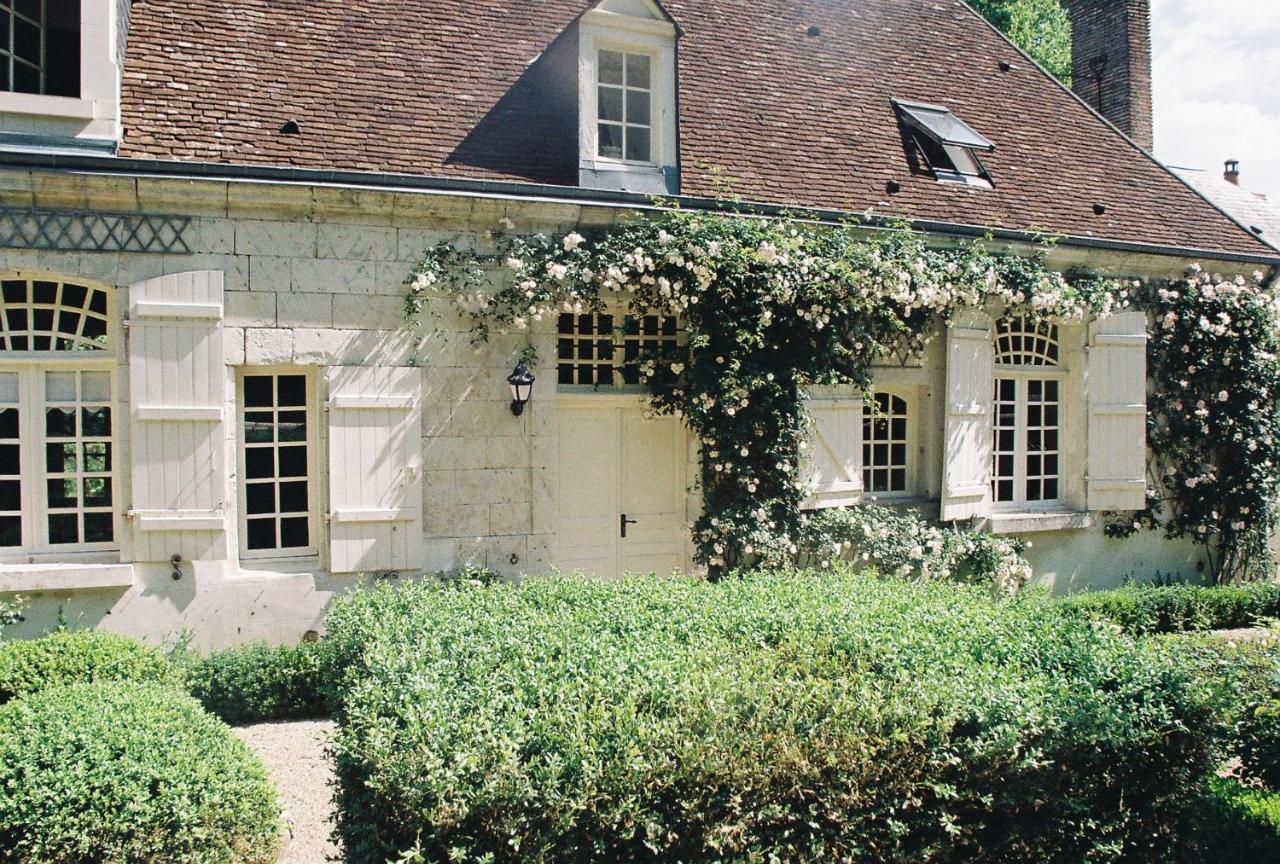 アテ・シュル・シェール Le Pavillon De Vallet Bed & Breakfast エクステリア 写真